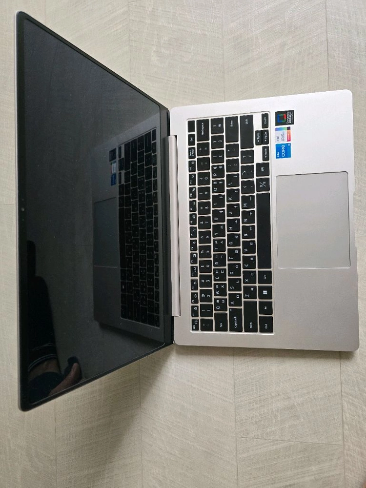 삼성 갤럭시북3프로 부품용 팔아요 이미지