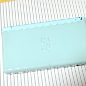 할인가능) 미품급 아이스블루 dslite ds라이트 닌텐도게임보이 레트로랜드 이미지