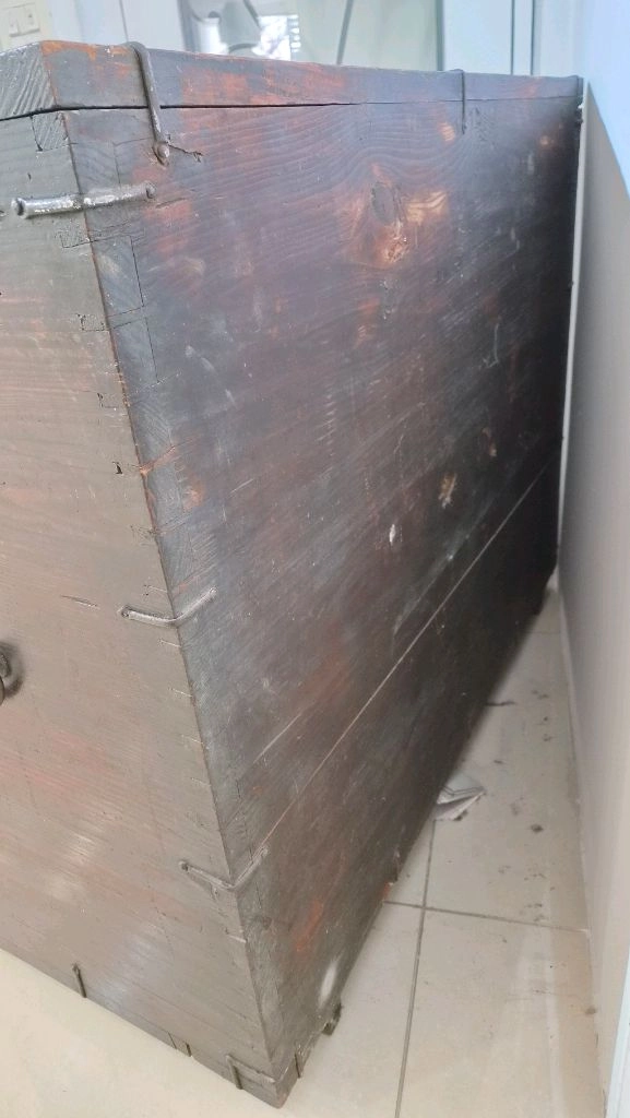 빈티지 나무 반닫이 고가구 이미지
