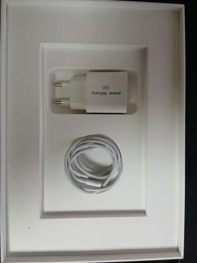 Apple 아이패드 10.2 9세대 64기가 풀박스 이미지