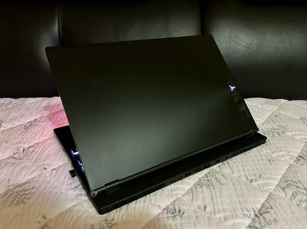 레노버 리전 1660Ti, i5-9300H 게이밍노트북 이미지
