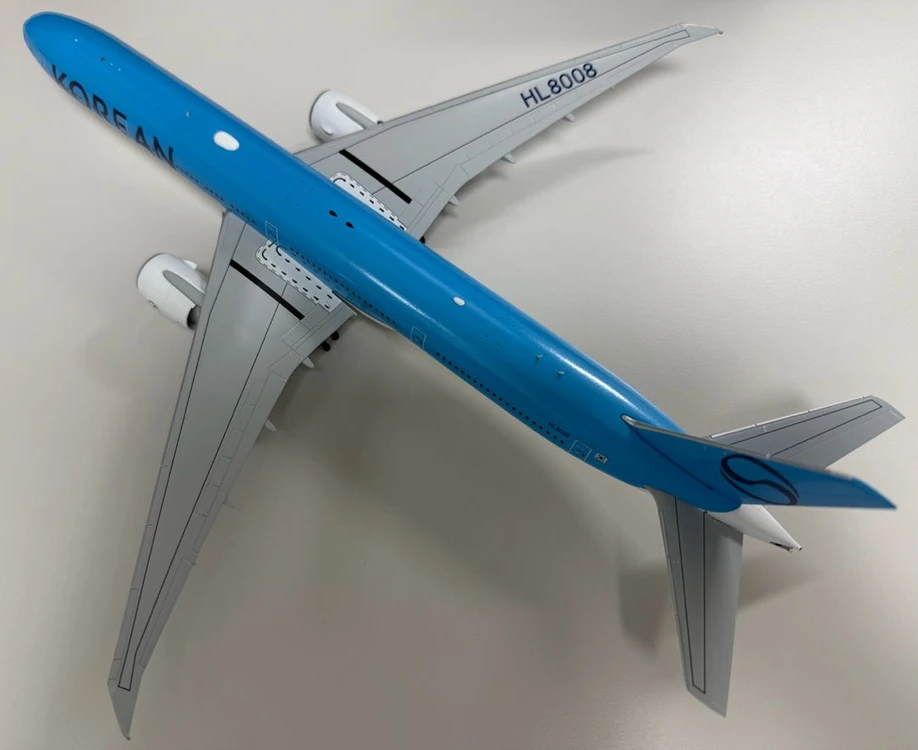 1:200 대한항공 신도장 B777-300ER 다이캐스트 이미지