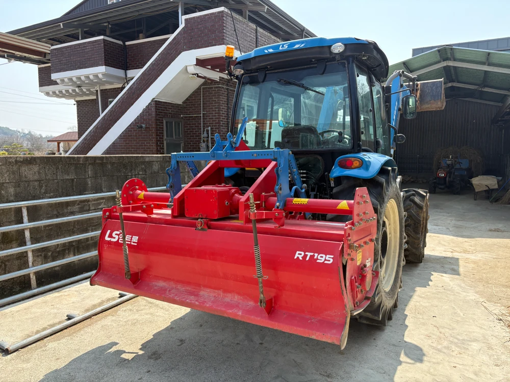 LS트랙터(XU6158-NCL) 이미지