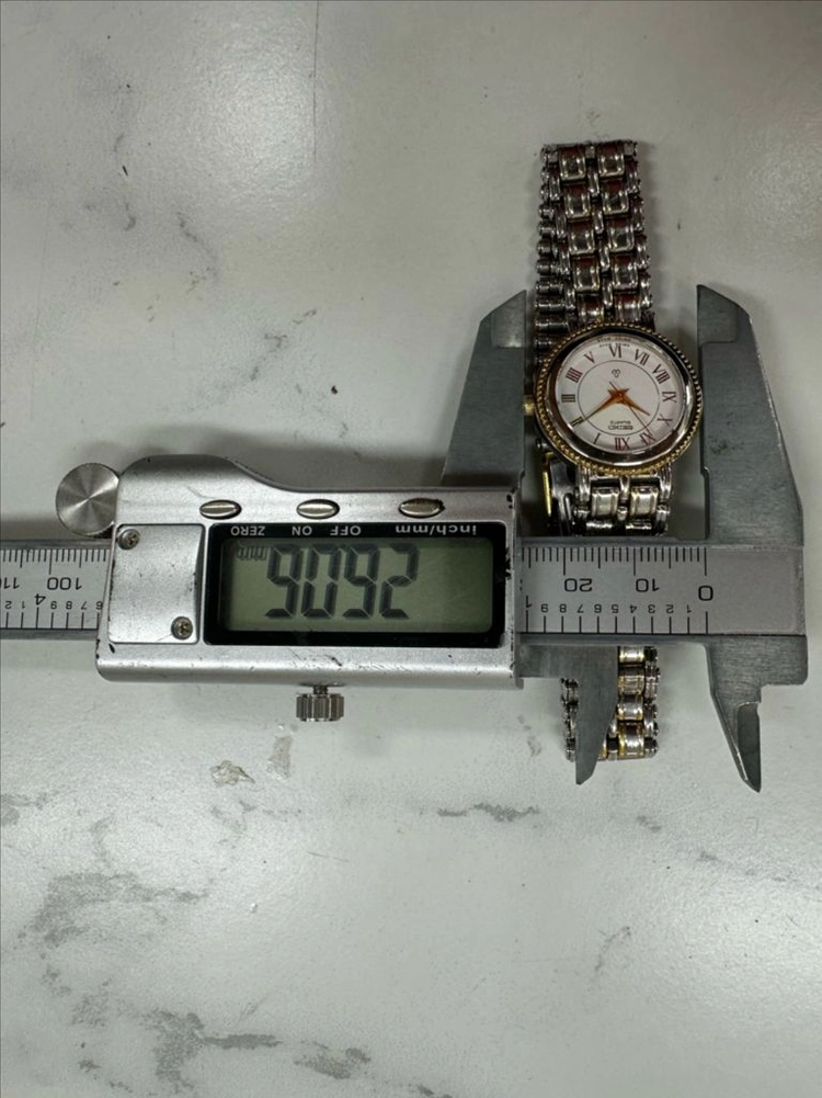 세이코 돌체(Seiko Dolce) 콤비 여성용 쿼츠 시계 1997년 기념 각인 빈티지 팝니다 이미지