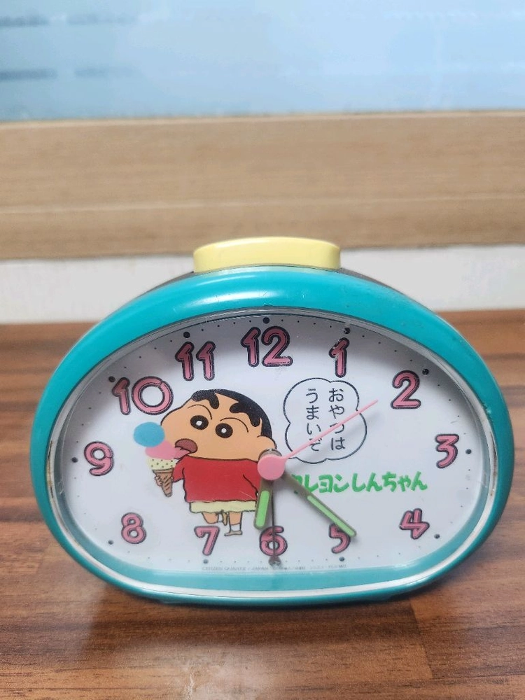 일본)짱구는못말려 탁상시계 이미지