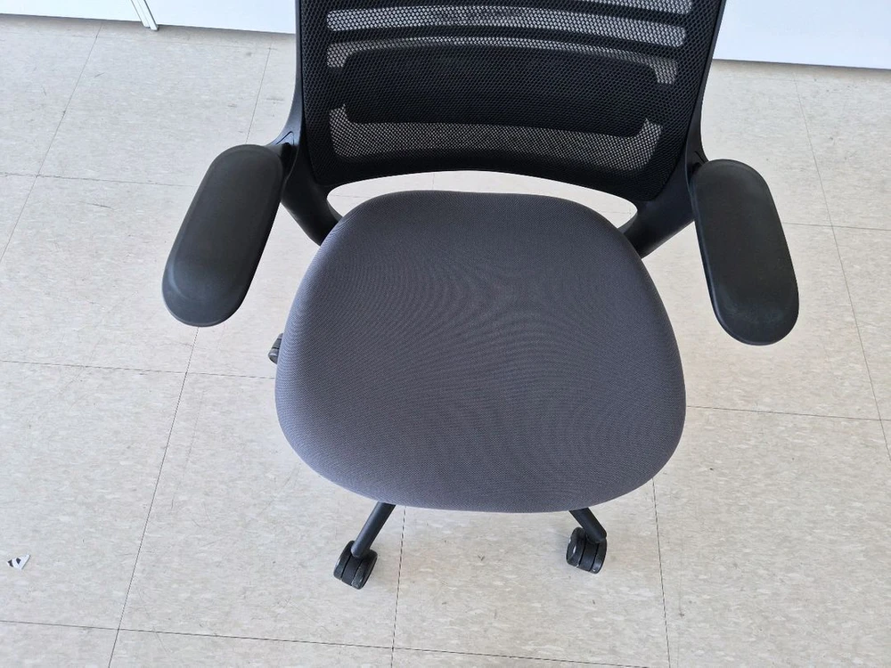 수입명품 Steelcase(스틸케이스)series1 헤드레스트의자 이미지