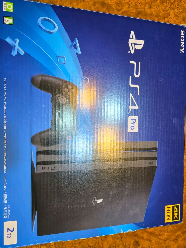 ps4 프로 7218c 2tb ( 버전 9.00) +타이틀 일괄 판매합니다 이미지