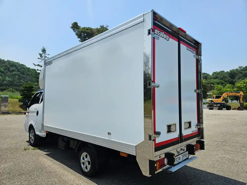 포터2 1톤냉동탑차 1.2톤냉동탑차 롱바디 이미지