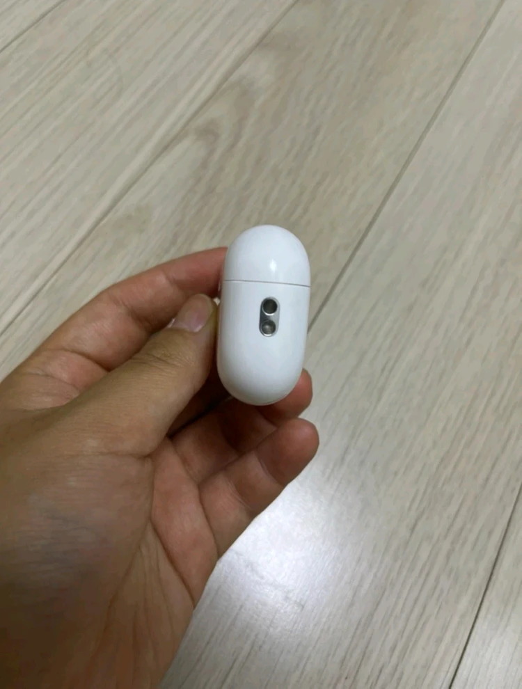 에어팟 프로2 이미지