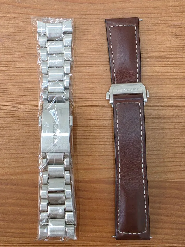 론진 스피릿 줄루타임 트루 GMT 그린베젤 39mm 팝니다! 이미지