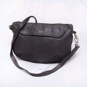 훌라 (FURLA) 하프문 페블레더 가죽 호보백 (숄더.크로스) 이미지