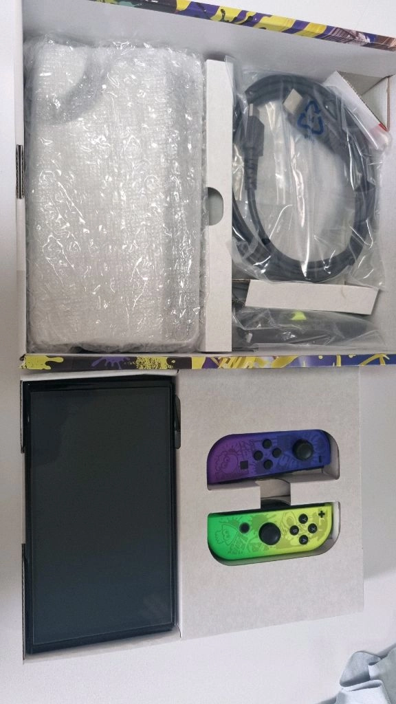 S+급새상품급/풀박스/닌텐도 스위치 OLED 스플래툰 에디션 + 추가컨텐 - 안심되는 중고거래