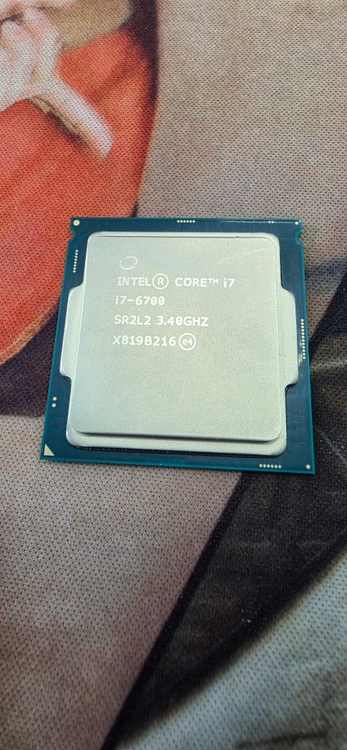 인텔 코어 i7-6700 CPU(내장O) 팔아요. 이미지