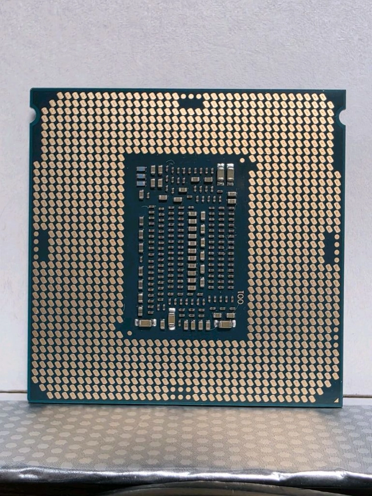 인텔 i5-8600 cpu 판매합니다. 이미지