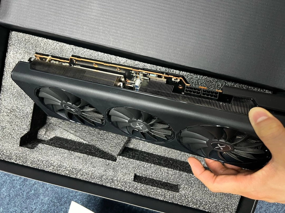 XFX RX6800 SWFT319 그래픽카드 보증 유 상태 좋음 이미지