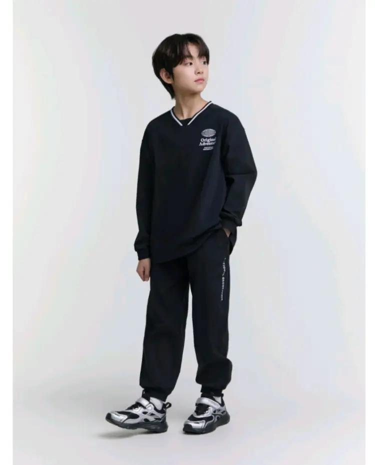 내셔널지오그래픽키즈 냉감기능성 상하복 셋트 170사이즈-택포 6만원 이미지