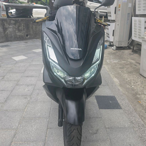 오늘급처분!!) 22년 pcx 파라요! (오늘사가실분만!) 이미지