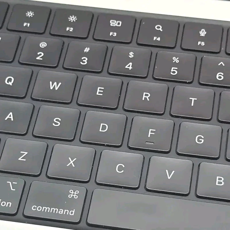 맥북 프로 14 m3 16GB 512Gb 이미지