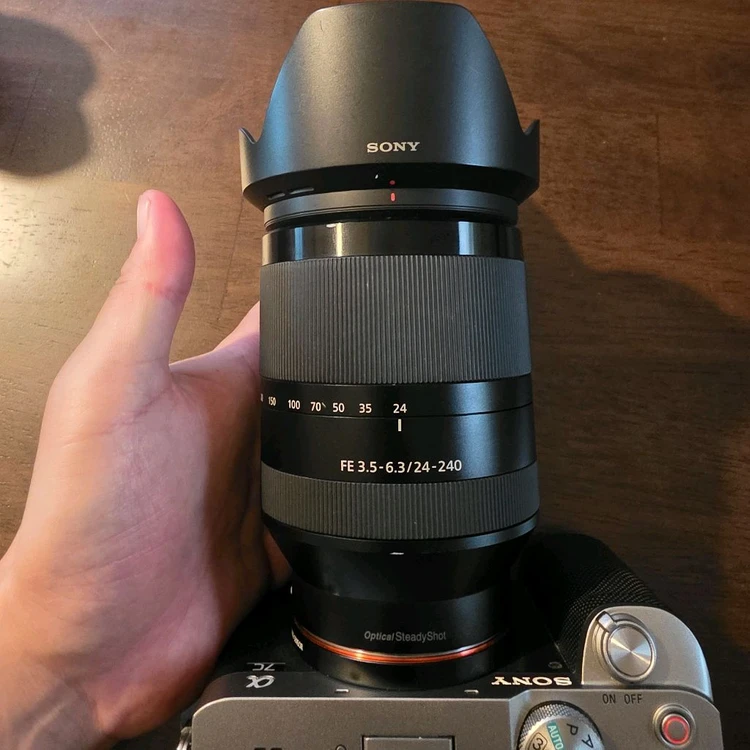 a7c + 소니24240mm + 삼양24mm +미놀타이종교배렌즈2개 + fff렌즈 + 리모컨 이미지