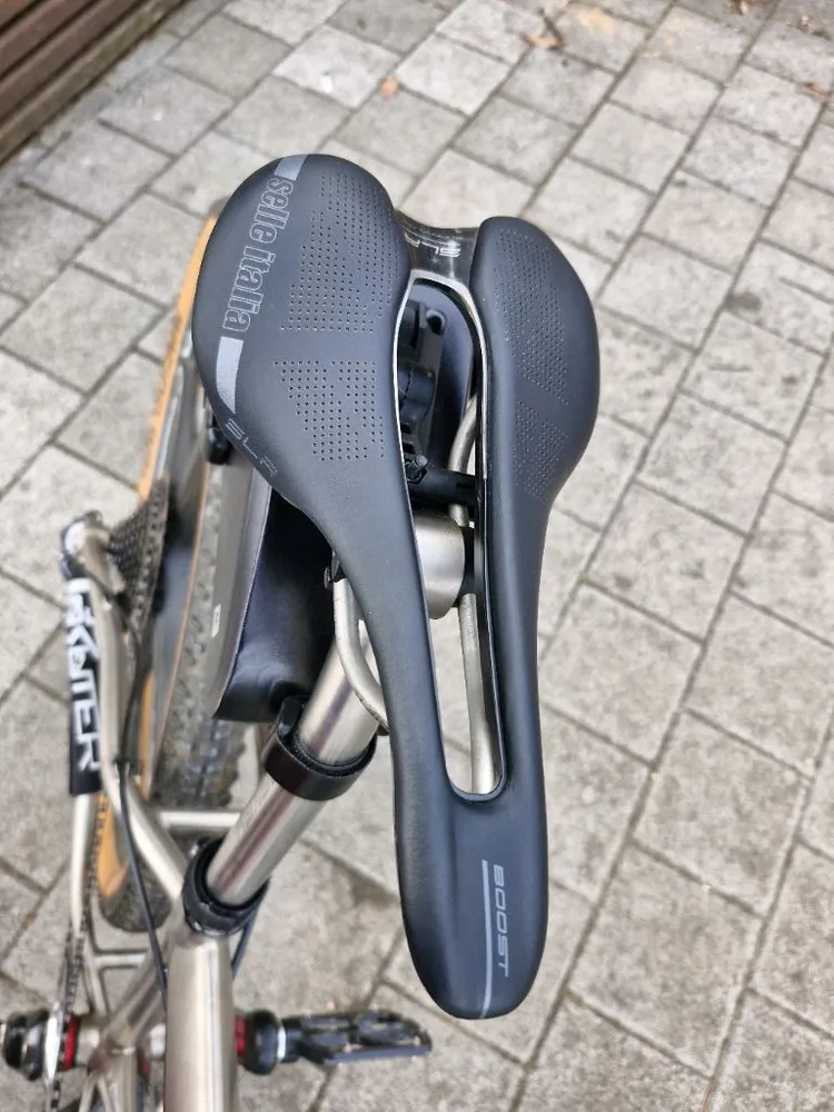풀서스펜션 MTB 자전거 이미지
