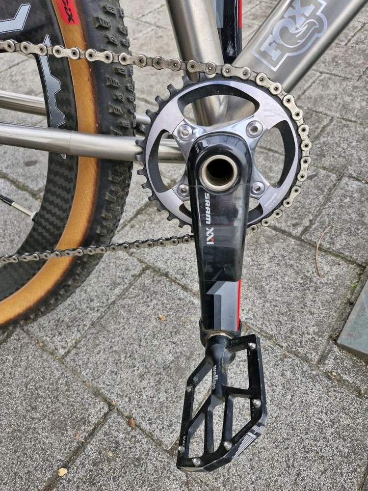 풀서스펜션 MTB 자전거 이미지