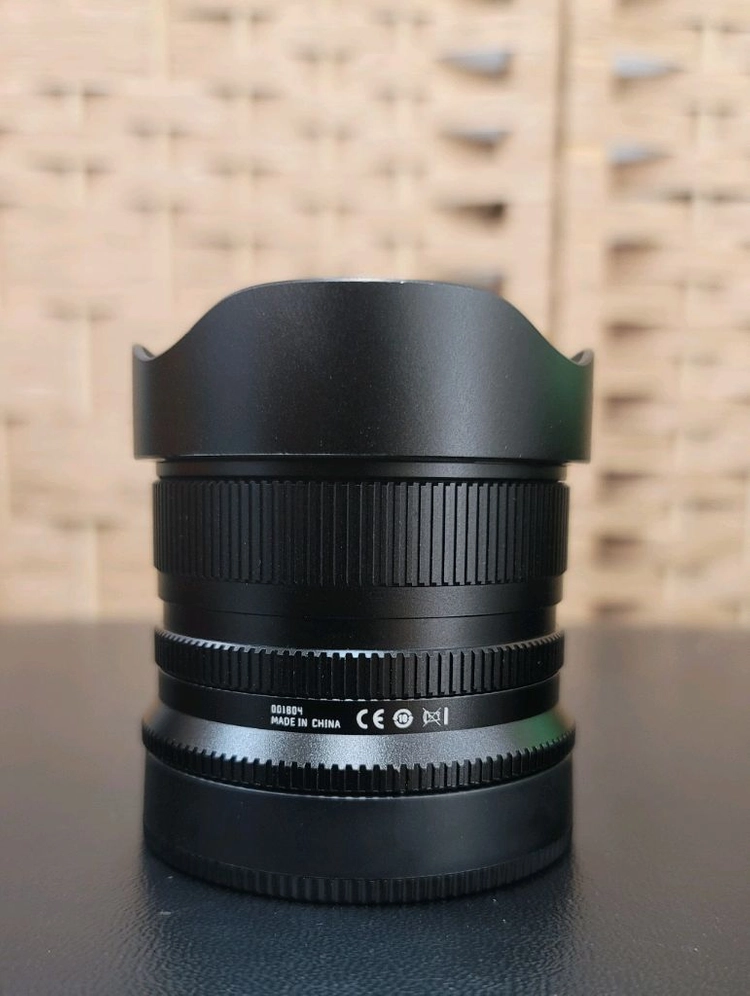 티티아티산 af 40mm f2 니콘Z마운트 이미지