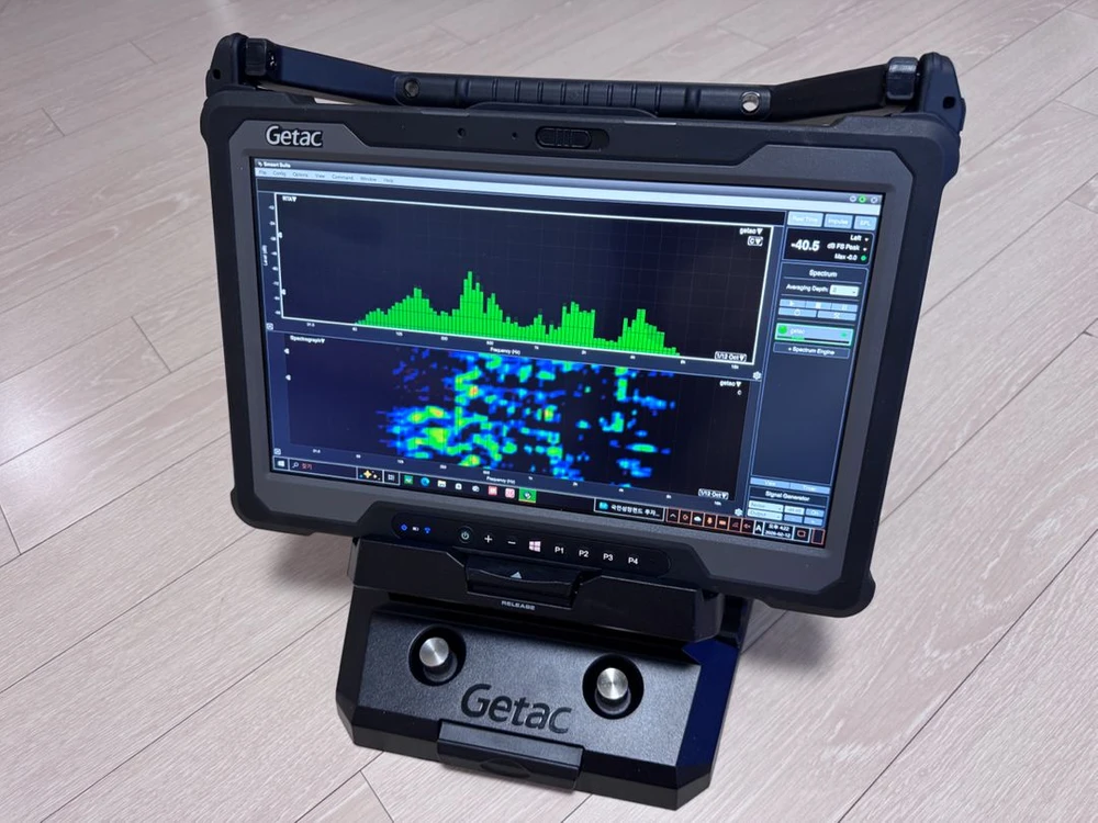 GETAC A140 14인치 풀러기드태블릿 PC, 도킹스테이션 이미지
