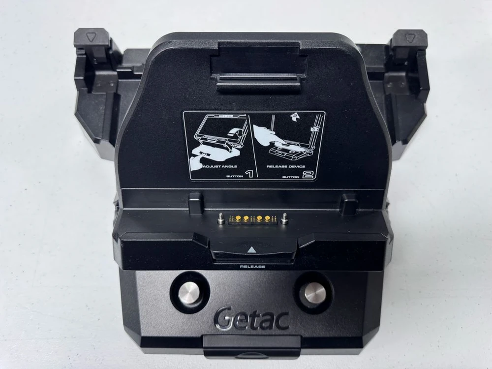 GETAC A140 14인치 풀러기드태블릿 PC, 도킹스테이션 이미지