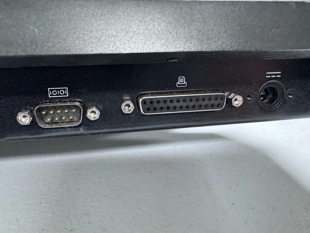 GETAC A140 14인치 풀러기드태블릿 PC, 도킹스테이션 이미지