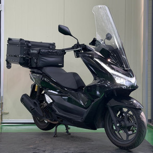 혼다 pcx125 25년식 2만7천키로 배달셋팅 저렴하게 판매합니다 이미지