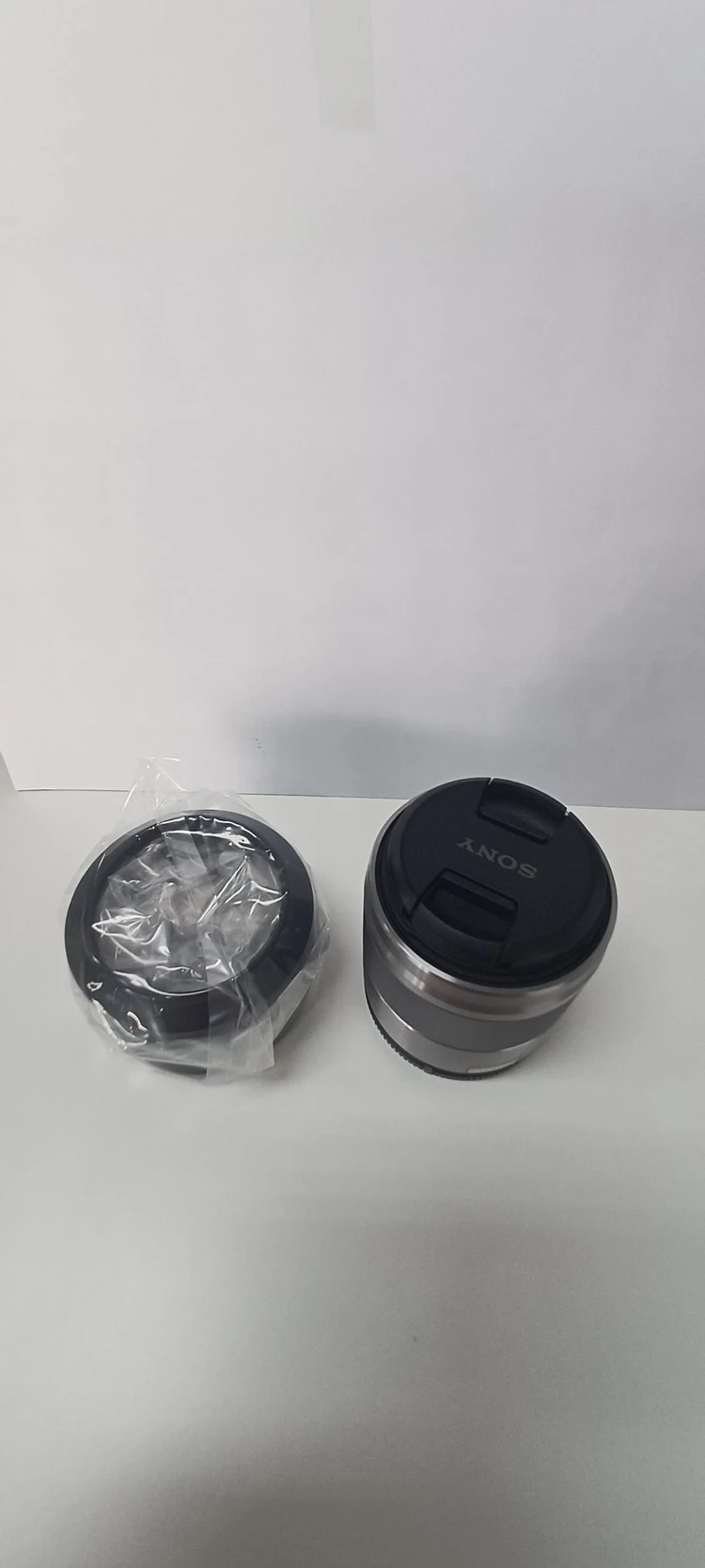[전시A급/풀박스]소니 알파 크롭 표준단렌즈/SEL50F18/ E 50mm F1.8 OSS / 실버 인물단렌즈 이미지