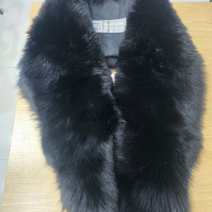 사가폭스 퍼 목도리 이미지