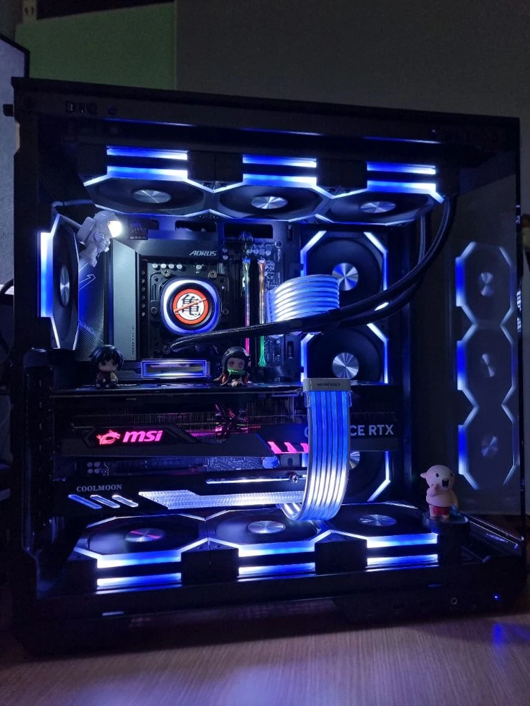 AMD 고사양 게이밍용 컴퓨터 7800X3D RTX 4080 팝니다. 이미지