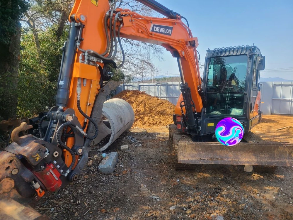 두산 굴삭기 DX65MT-7 2024년식 700시간 가동 회링,집게 풀세트 장비~! 이미지