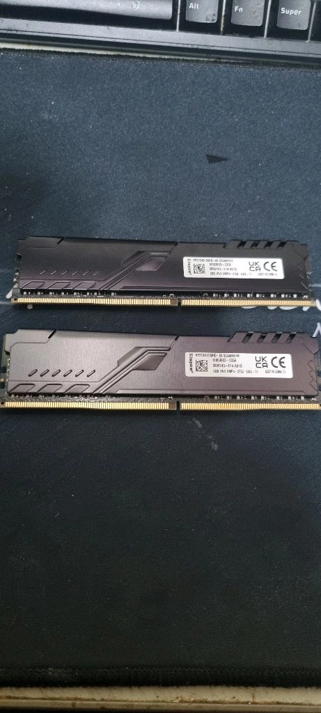 킹스톤 퓨리 하이퍼 X DDR4 8GB 2X 16GB 팝니다 이미지