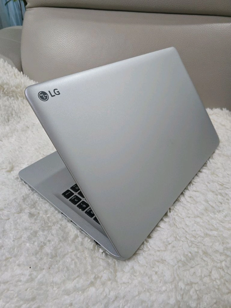 15인치 LG 사무/게임용 노트북(8GB,756GB,외관A급) 이미지