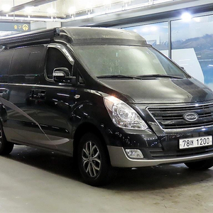 현대 그랜드스타렉스 캠핑카 4WD 무사고17년식 16,409km실키로수 벤텍라쿤캠핑카4륜캠핑 이미지