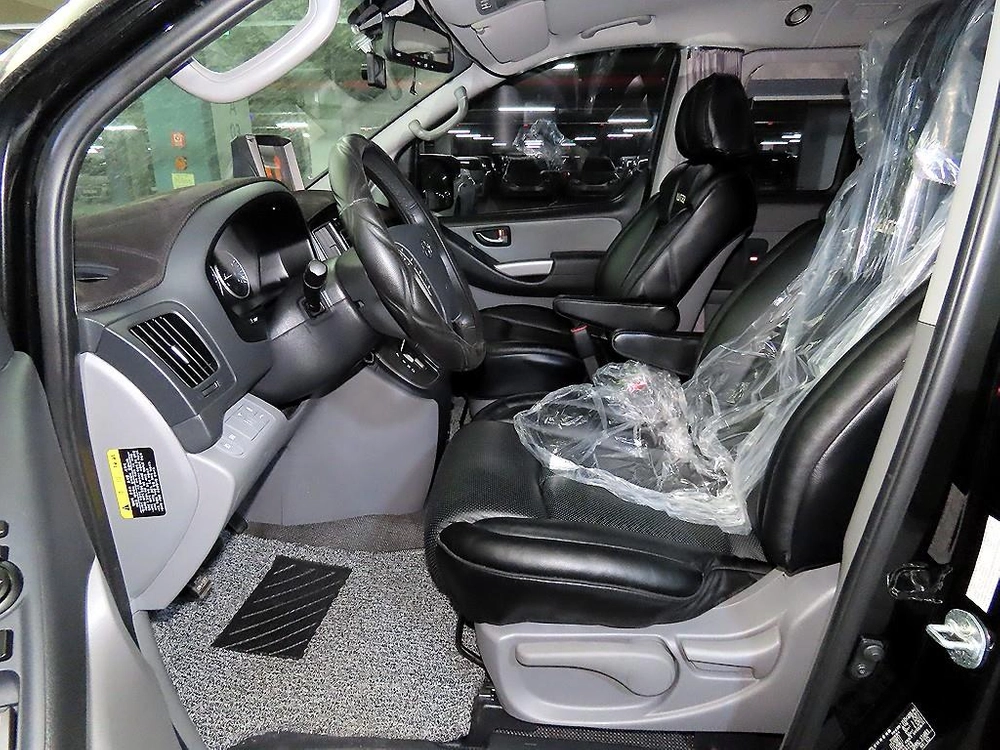 현대 그랜드스타렉스 캠핑카 4WD 무사고17년식 16,409km실키로수 벤텍라쿤캠핑카4륜캠핑 이미지