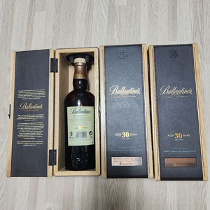 발렌타인 케이스 3개, 공병1개, 이미지