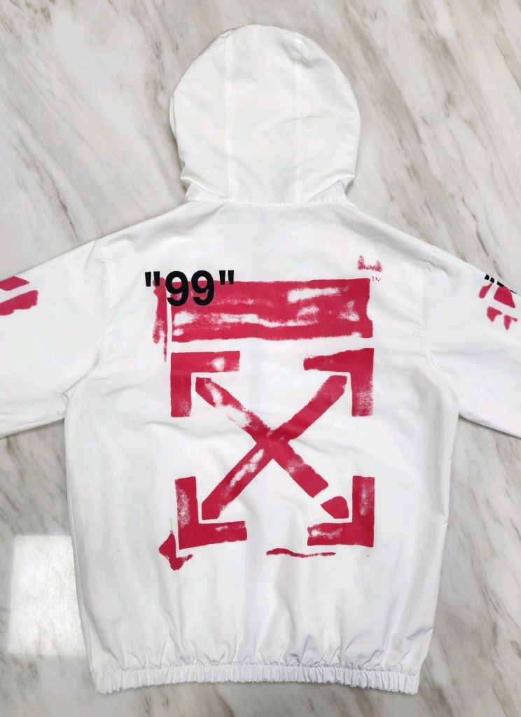 최저가 오프화이트 애로우집업 후드자켓 XS 100 스톤아일랜드 CP컴퍼니 발망 아미리 디스퀘어드2 크롬하츠 에디하디 이미지