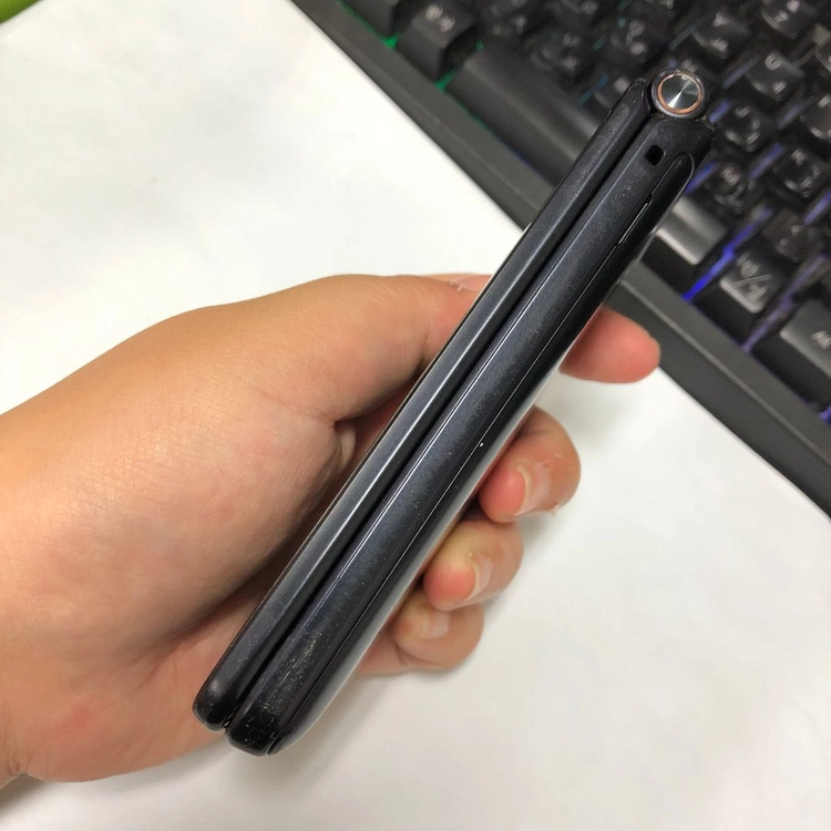 (기능정상) 갤럭시 폴더2 32GB 블랙 SK 무잔상 중고폰 208342 이미지