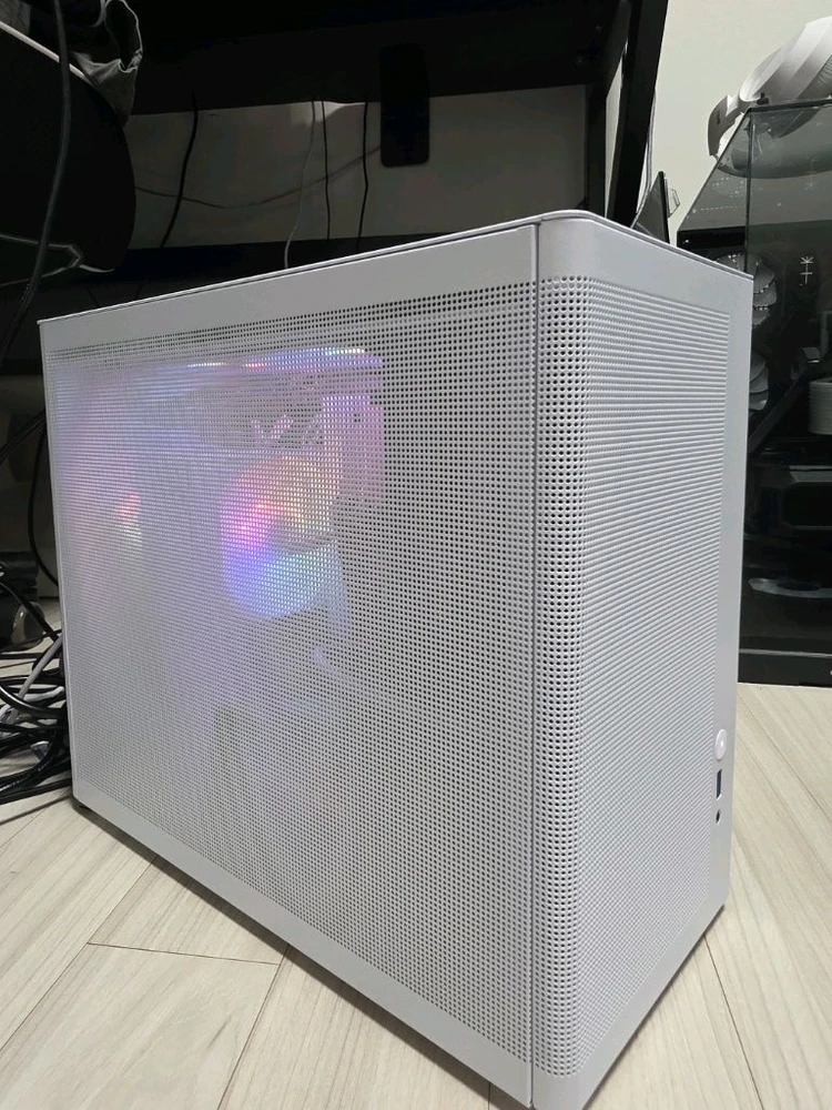 인텔 울트라5 225F RTX5060 16GB 미니본체 팝니다 - 안심되는 중고거래
