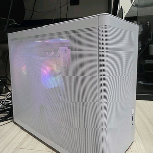 인텔 울트라5 225F RTX5060 16GB 미니본체 팝니다 이미지