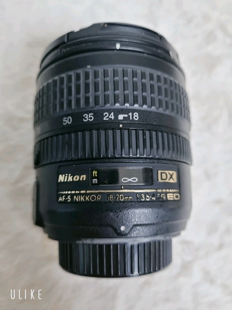 니콘 AF-S DX Zoom NIKKOR 18-70mm 렌즈 이미지