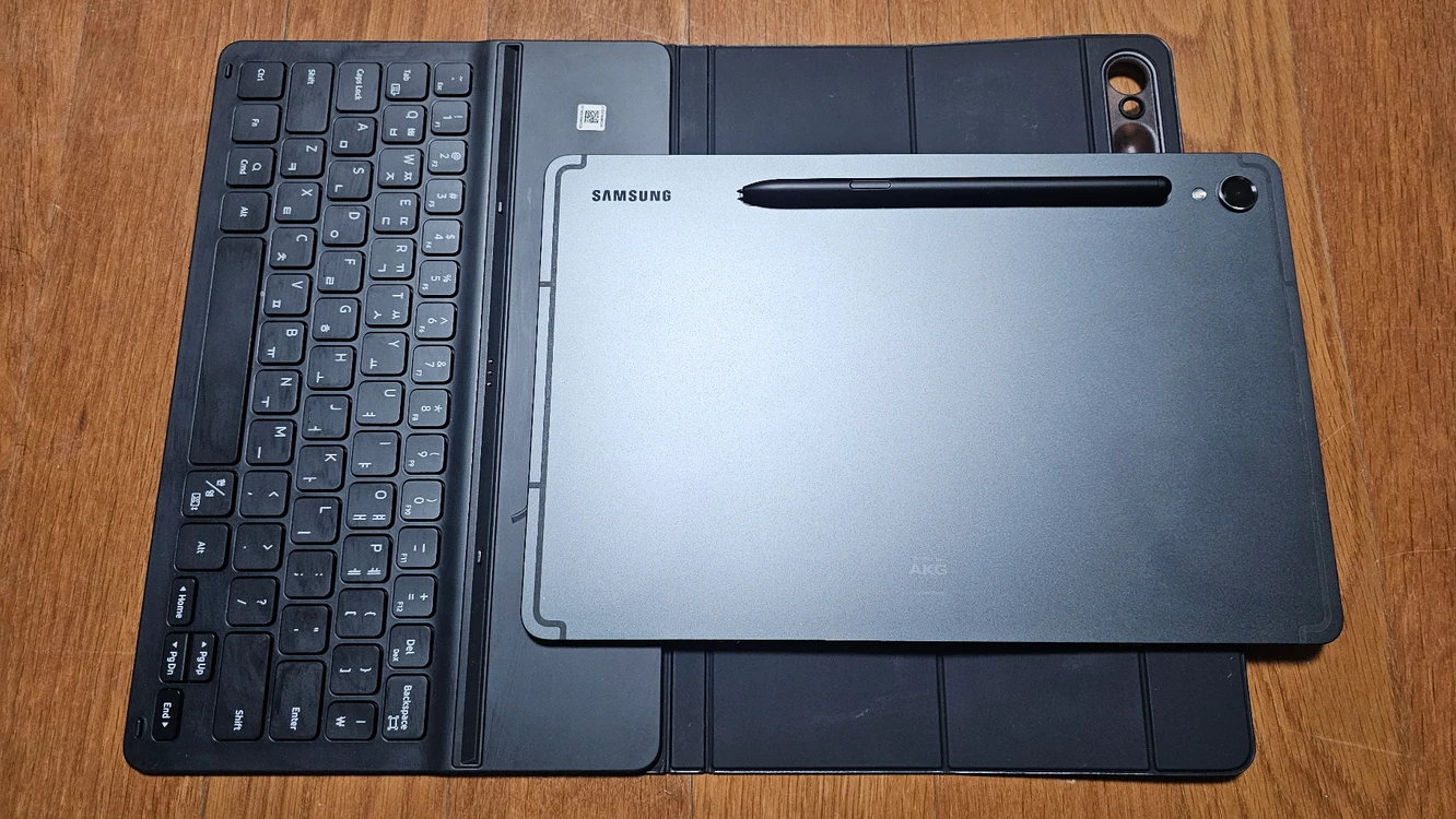 갤럭시탭S9 SM-X710 wifi 128GB 판매합니다.키보드 포함 이미지