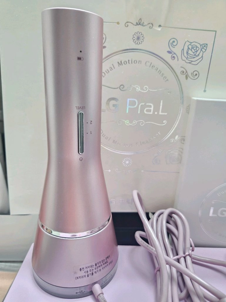 LG 프라엘 듀얼 모션 클렌저 로즈골드 이미지