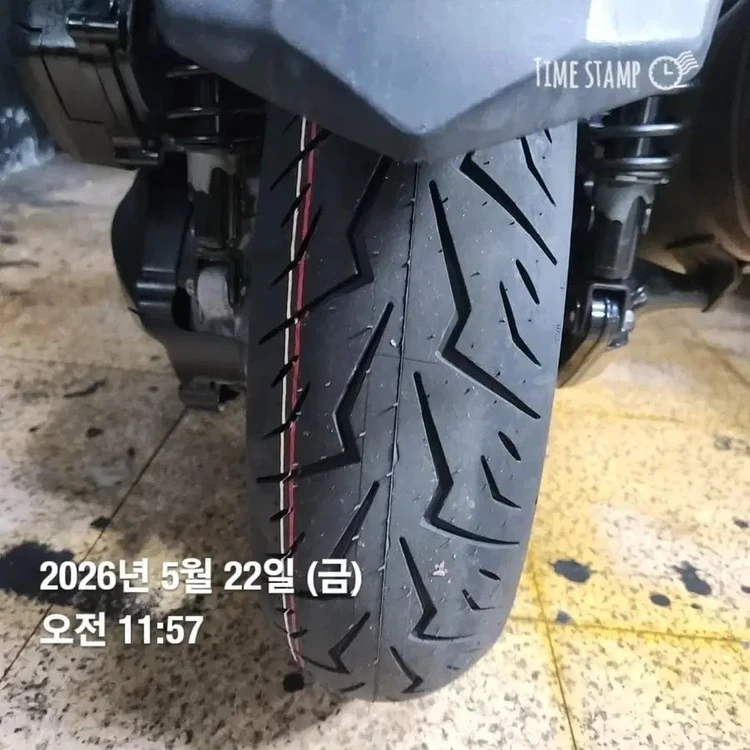 xmax300 19년식 9.2만 내부신차급 이미지