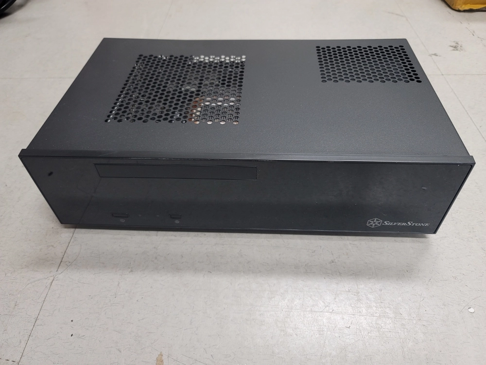 ITX 미니 컴퓨터 본체 인텔 8세대 8G 메모리, GT1030 그래픽, Z370N WIFI 메인보드, 삼성 SSD 이미지