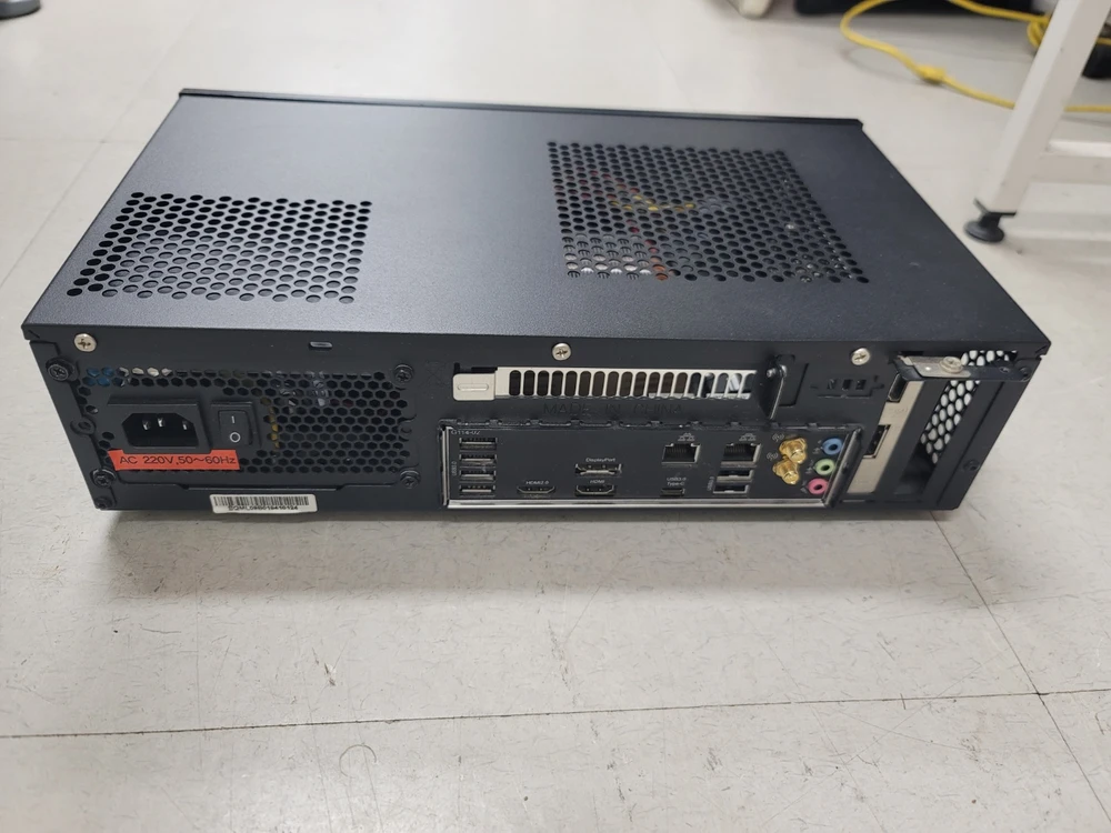 ITX 미니 컴퓨터 본체 인텔 8세대 8G 메모리, GT1030 그래픽, Z370N WIFI 메인보드, 삼성 SSD 이미지