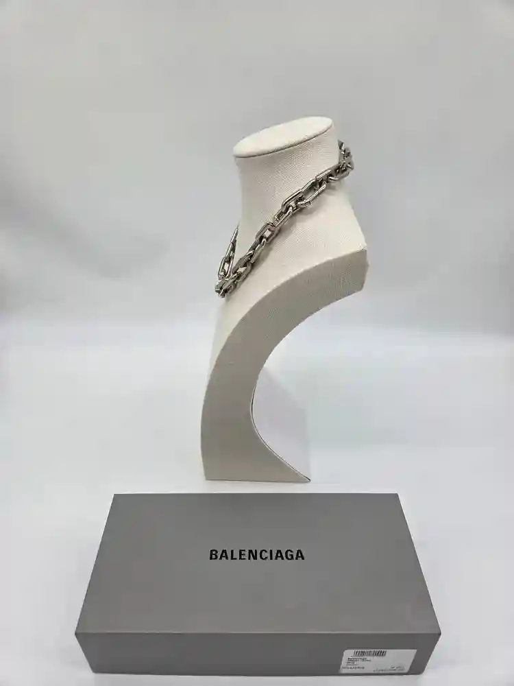 발렌시아가 B로고 체인 목걸이 이미지